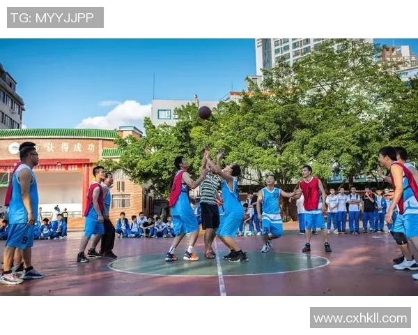 全明星篮球盛宴群星璀璨汇聚赛场展现激情与荣耀的巅峰对决 全明星篮球盛宴群星璀璨汇聚赛场展现激情与荣耀的巅峰对决